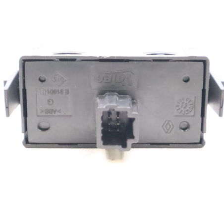 Bouton de warning occasion RENAULT TWINGO II Phase 2 - 1.2i 16v 75ch