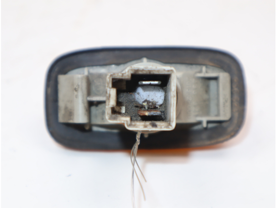 Répétiteur aile droite occasion NISSAN PRIMERA III Phase 1 - 2.0 TD 90ch