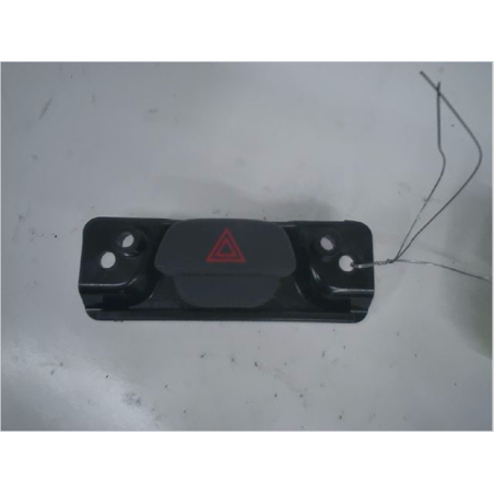 Bouton de warning occasion FORD FIESTA V Phase 2 - 1.6 TDCI