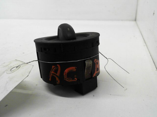 Interrupteur commande de phares occasion AUDI Q7 I Phase 1 - 3.0 TDi V6 232ch