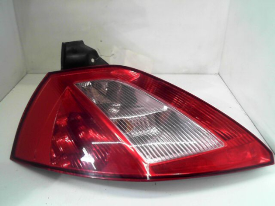 Feu arrière gauche occasion RENAULT MEGANE II Phase 1 - 1.5 DCI 85ch