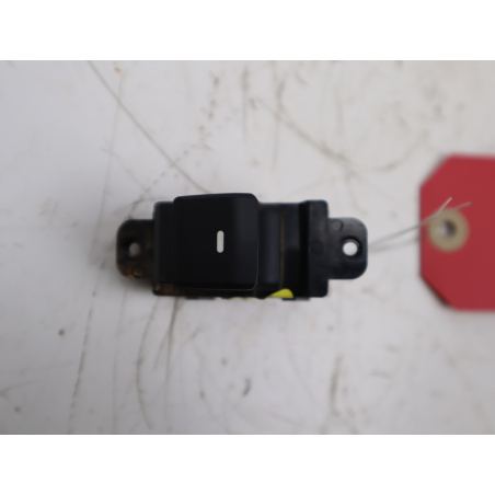 Commande leve-glace porte arrière droite occasion HYUNDAI I 20 II Phase 1 - 1.0 GDI 100ch