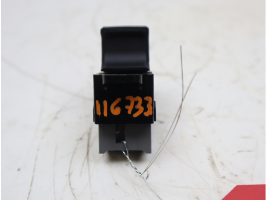 Commande leve-glace porte arrière droite occasion HYUNDAI I 20 II Phase 1 - 1.0 GDI 100ch