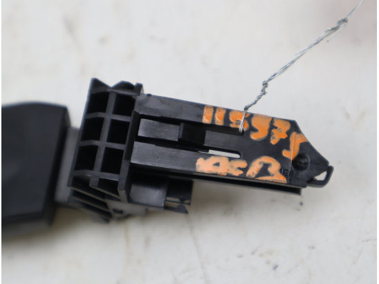 Commande autoradio occasion CITROEN BERLINGO II Phase 3 - 1.6 BlueHDI 100ch