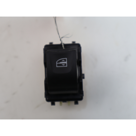 Commande leve-glace porte arrière gauche occasion RENAULT CLIO IV Phase 2 - 0.9i TCE
