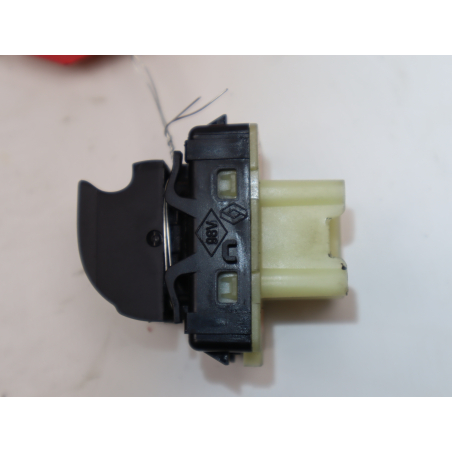 Commande leve-glace porte arrière gauche occasion RENAULT CLIO IV Phase 2 - 0.9i TCE