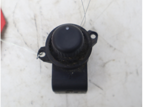 COMMANDE RETROVISSEUR EXT ELECTRIQUE