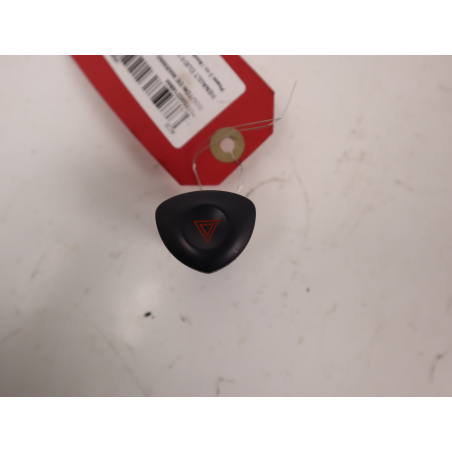 Bouton de warning occasion RENAULT CLIO II Phase 2 - 1.5 DCI 65ch