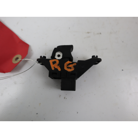 Commande leve-glace porte arrière gauche occasion KIA STONIC Phase 1 - 1.6CRDI 115ch