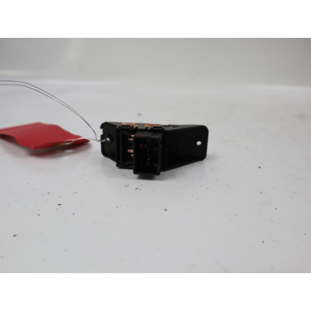 Commande leve-glace porte arrière gauche occasion KIA STONIC Phase 1 - 1.6CRDI 115ch