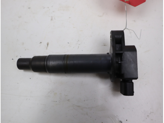 Bobine allumage occasion TOYOTA YARIS II Phase 1 - 1.3 VVT-i