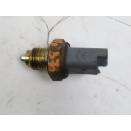 Contacteur feux recul occasion CITROEN XSARA PICASSO Phase 1 - 1.8i 16v
