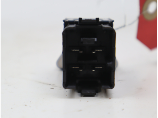 Bouton de warning occasion VOLKSWAGEN GOLF PLUS phase 2 - 1.6 TDI 105ch