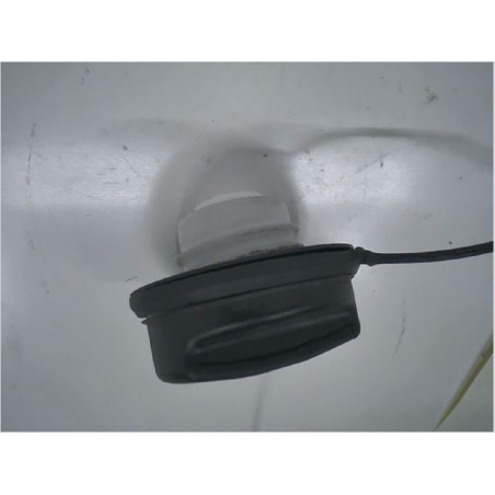 BOUCHON RESERVOIR A CARBURANT