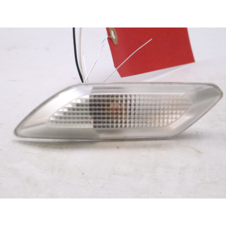 Répétiteur aile droite occasion DACIA SANDERO III Phase 1 - 1.0i 100ch