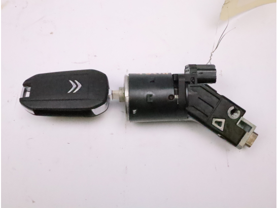 Antivol de direction occasion CITROEN C4 CACTUS Phase 1 - 1.6 BlueHDI 100ch FAP