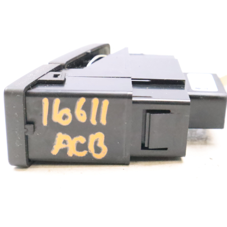 Bouton de warning occasion SUZUKI SPLASH Phase 1 - 1.0i 12v