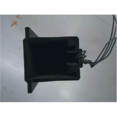 Bouton de warning occasion VOLKSWAGEN POLO V Phase 1 - 1.6 TDI 90