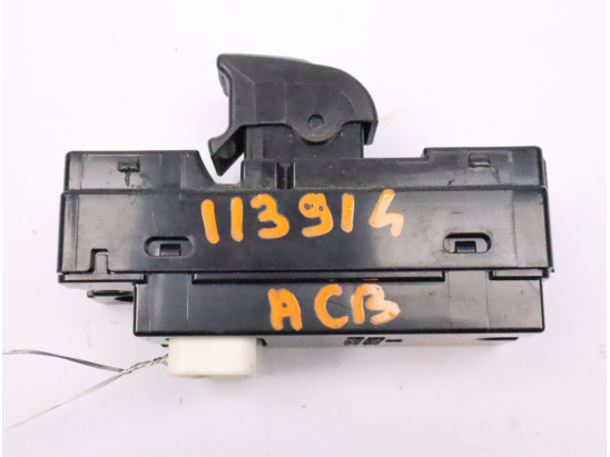 Commande leve-glace porte arrière gauche occasion ISUZU D-MAX I Phase 2 - 3.0D 163ch