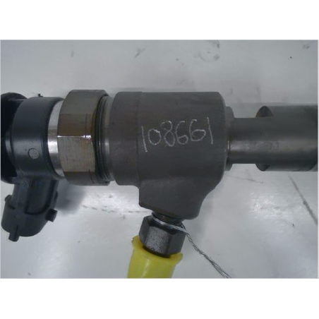 Injecteur occasion PEUGEOT 206 Phase 1 - 1.4 HDI 70ch