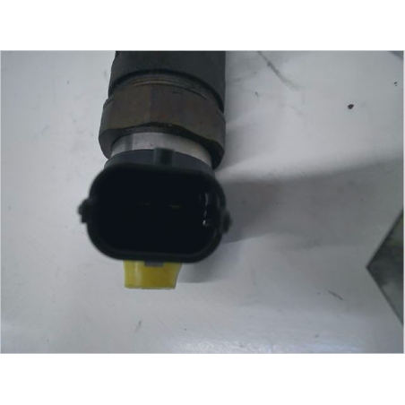 Injecteur occasion PEUGEOT 206 Phase 1 - 1.4 HDI 70ch