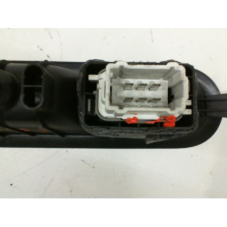 Commande leve-glace porte arrière droite occasion RENAULT SCENIC II Phase 1 - 1.9 DCI 120ch