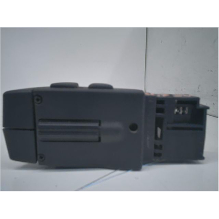 Commande autoradio occasion RENAULT TWINGO II Phase 2 - 1.5 DCI 85ch