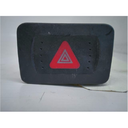 Bouton de warning occasion VOLKSWAGEN GOLF IV Phase 1 - 1.4i 75ch