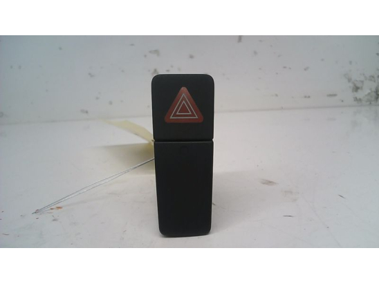 Bouton de warning occasion SUZUKI SX4 I Phase 1 - 2.0 DDiS 134ch