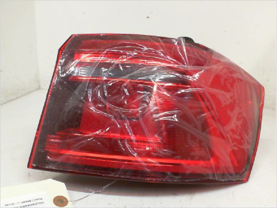 Feu arrière droit occasion VOLKSWAGEN GOLF VII Phase 2 BREAK - 1.6 TDI 115ch