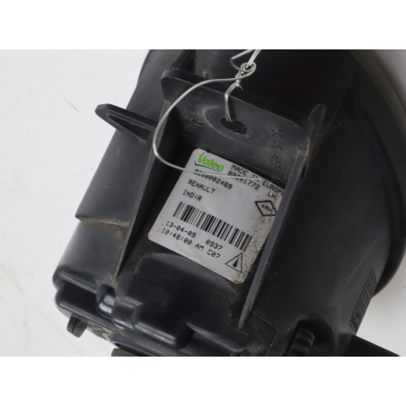 PHARE ANTIBROUILLARD AVG