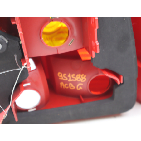 Feu arrière gauche occasion VOLKSWAGEN PASSAT IV Phase 1 - 1.9 TDI 110ch