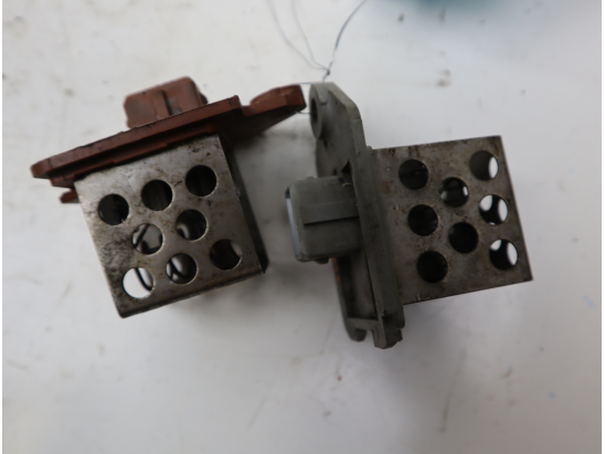 Résistance de ventilateur moteur occasion CITROEN C5 I Phase 1 - 2.2 HDi