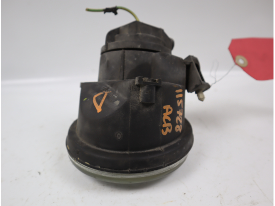 PHARE ANTIBROUILLARD AVD