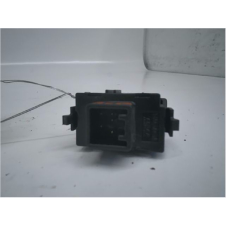 COMMANDE LEVE-GLACE PORTE AVD