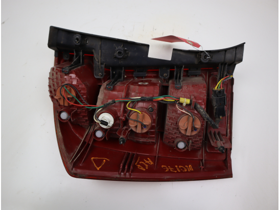 Feu arrière droit occasion KIA CARENS III Phase 1 - 2.0 CRDI 115ch