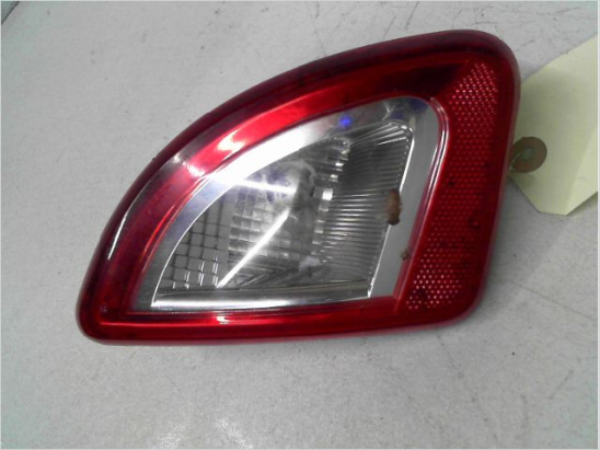 Feu arrière interieur gauche occasion RENAULT TWINGO II Phase 2 - 1.2i 16v 75ch
