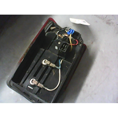 Feu arrière droit occasion PEUGEOT J5 phase 1 - 1.8i 65ch