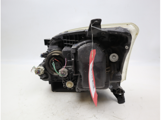 Phare droit occasion TOYOTA AVENSIS II Phase 2 - 126 D-4D