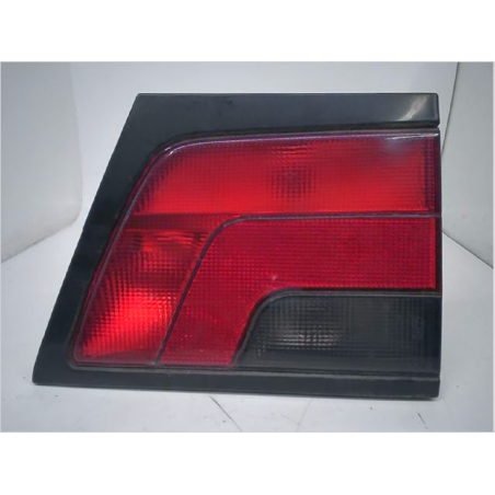 Feu arrière intérieur droit occasion PEUGEOT 806 Phase 1 - 2.1 TD 110ch