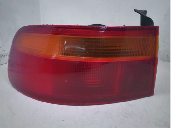 Feu arrière gauche occasion HONDA ACCORD V Phase 1 - 2.0i 131ch