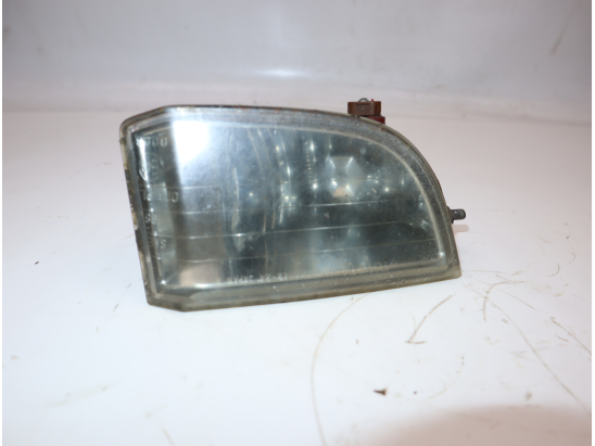 PHARE ANTIBROUILLARD AVD