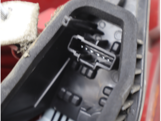 Feu arrière droit occasion PEUGEOT 207 Phase 1 - 1.6 HDI 16v 110ch