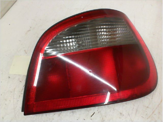 Feu arrière droit occasion RENAULT MEGANE I Phase 2 - 1.4 16v