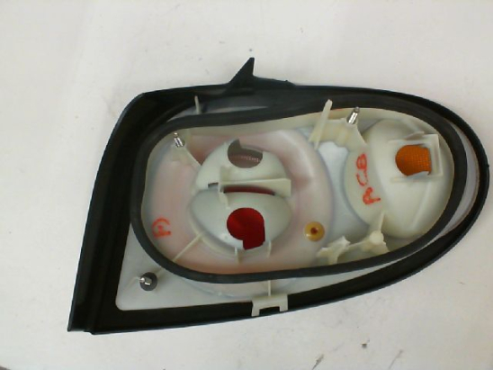 Feu arrière gauche occasion RENAULT MEGANE I Phase 1 - 1.6i 90ch