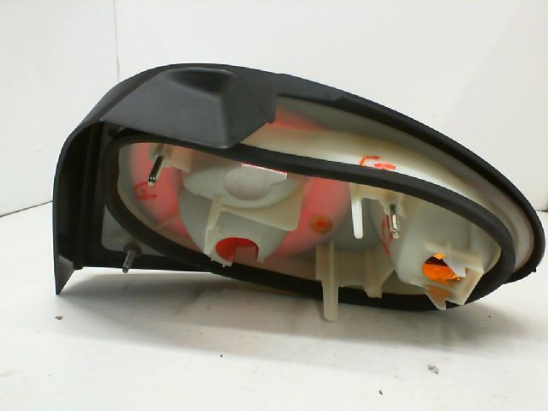 Feu arrière gauche occasion RENAULT MEGANE I Phase 1 - 1.6i 90ch