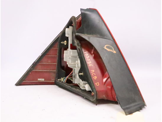 Feu arrière droit occasion FORD MONDEO II Phase 1 - 2.0 TDCI 115ch