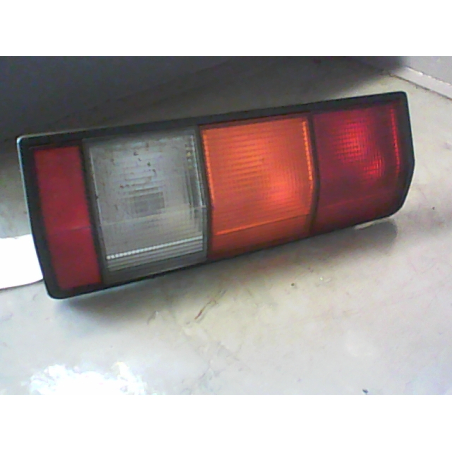 Feu arrière droit occasion RENAULT EXPRESS Phase 1 - 1.6 D