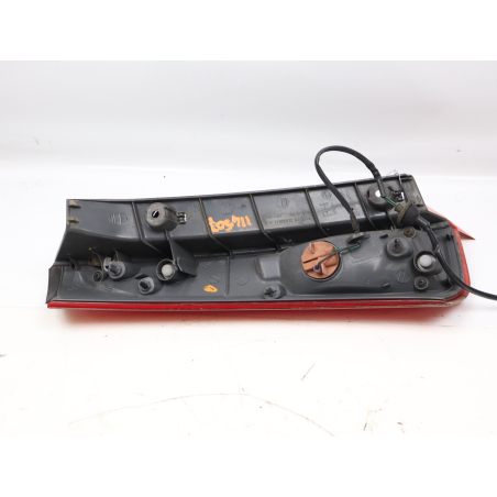 Feu arrière intérieur droit occasion KIA CEE D I Phase 1 - 1.6 CRDI 115ch