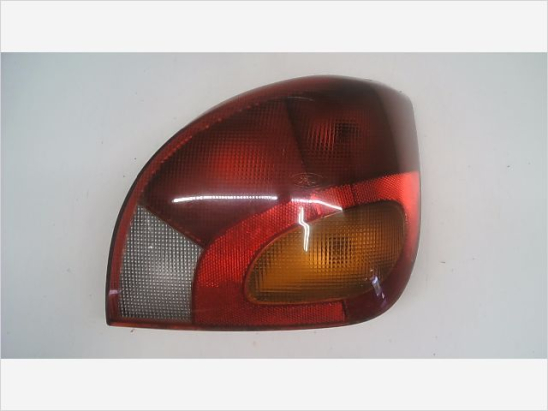 Feu arrière droit occasion FORD FIESTA IV Phase 2 - 1.8 TDDI 75ch